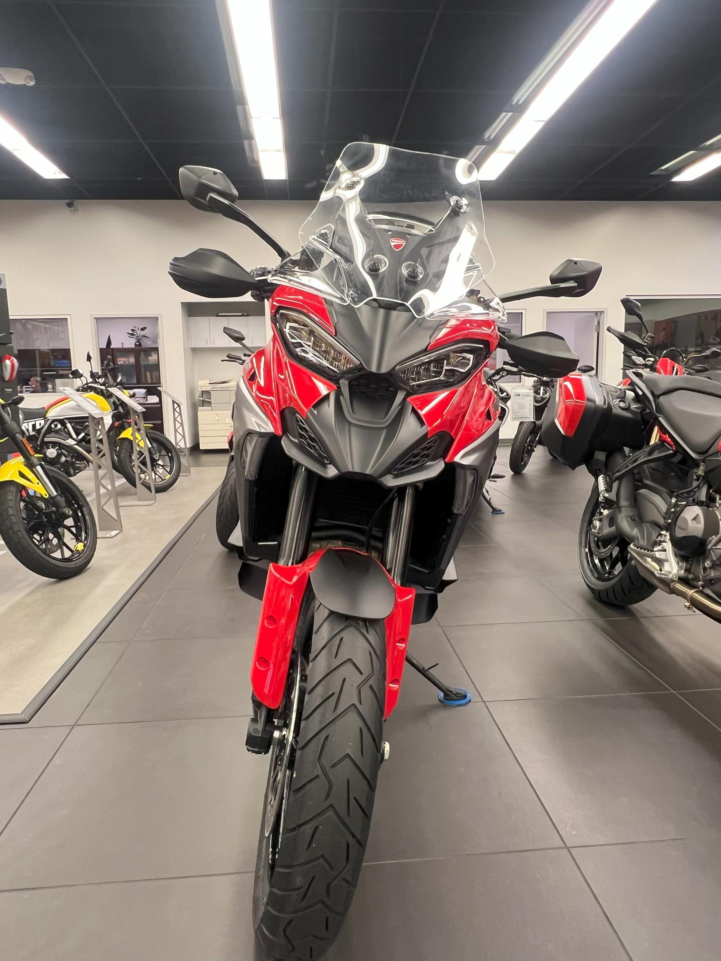 2025 Ducati Multistrada V4 in Fort Myers, Florida - Photo 2