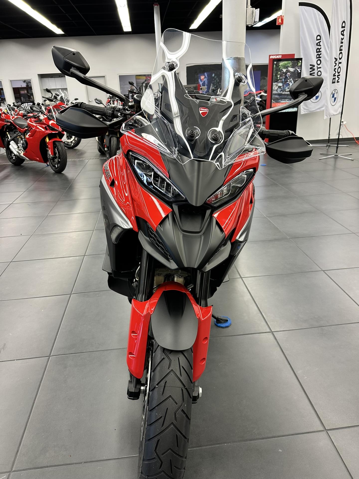 2025 Ducati Multistrada V4 in Fort Myers, Florida - Photo 2
