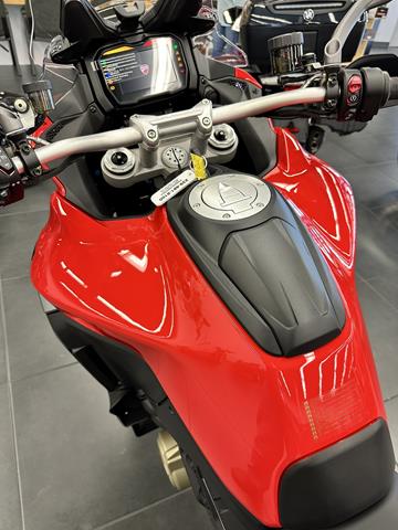 2025 Ducati Multistrada V4 in Fort Myers, Florida - Photo 5