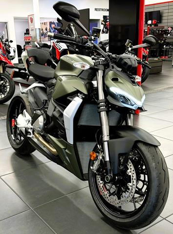 2025 Ducati Streetfighter V2 in Fort Myers, Florida - Photo 4