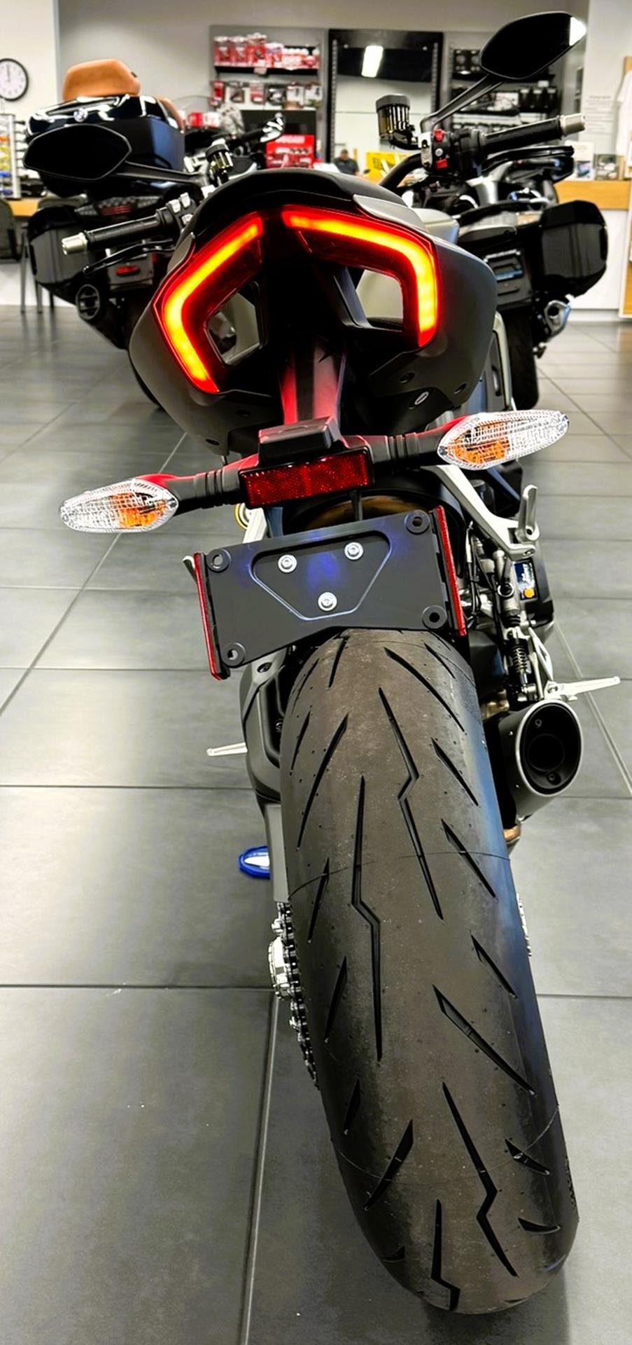 2025 Ducati Streetfighter V2 in Fort Myers, Florida - Photo 6