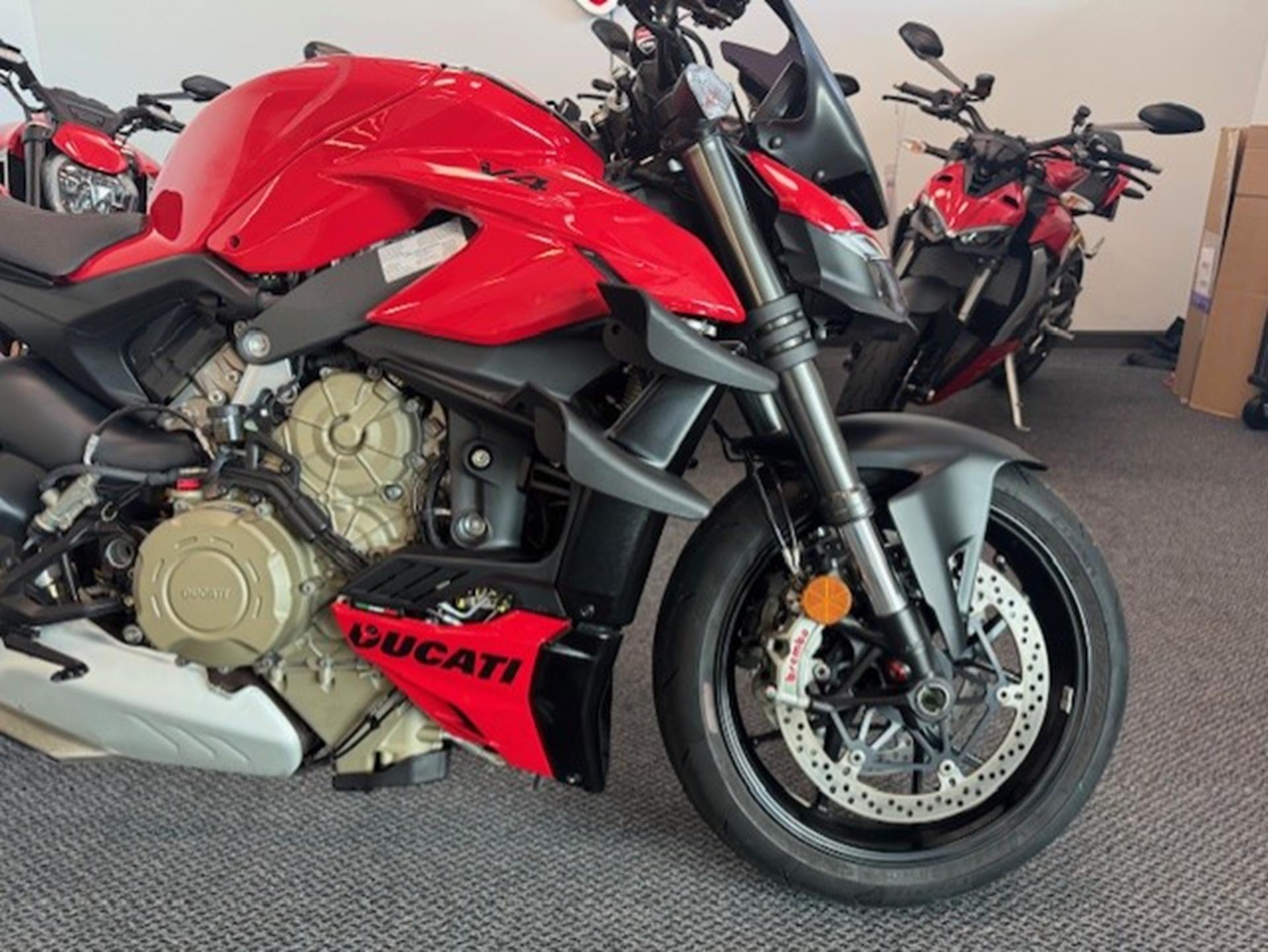 2024 Ducati Streetfighter V4 in Fort Myers, Florida - Photo 14