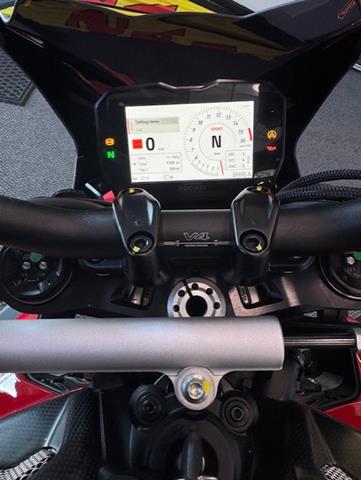 2024 Ducati Streetfighter V4 in Fort Myers, Florida - Photo 17