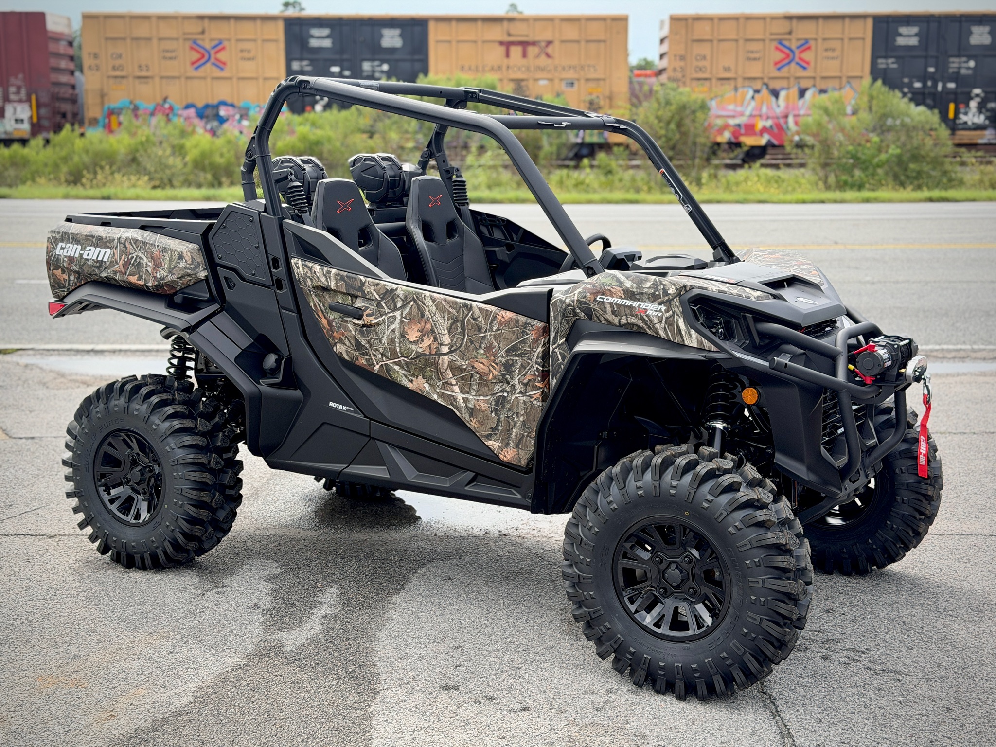2026 Can-Am™ Commander X MR 2