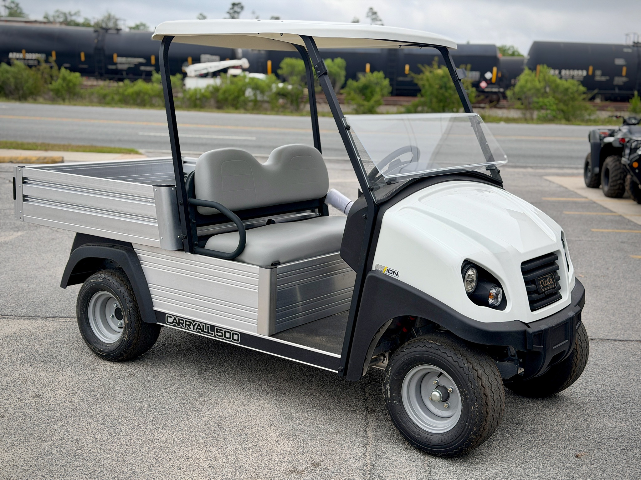 2026 Carryall 500 Lithium