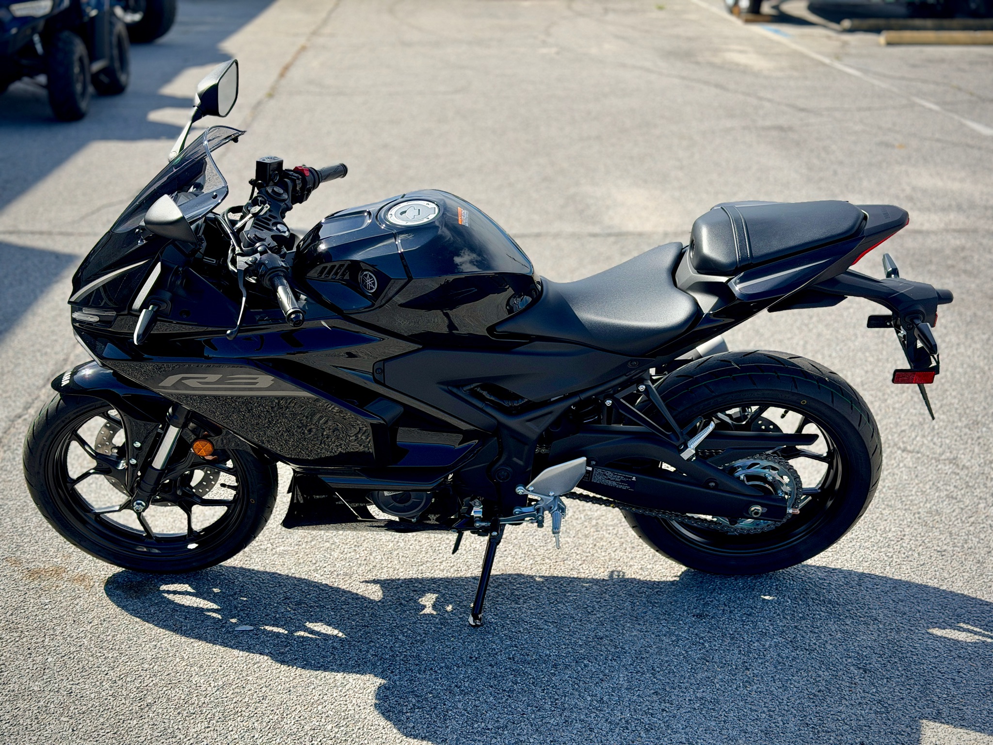 2026 Yamaha YZF-R3 7