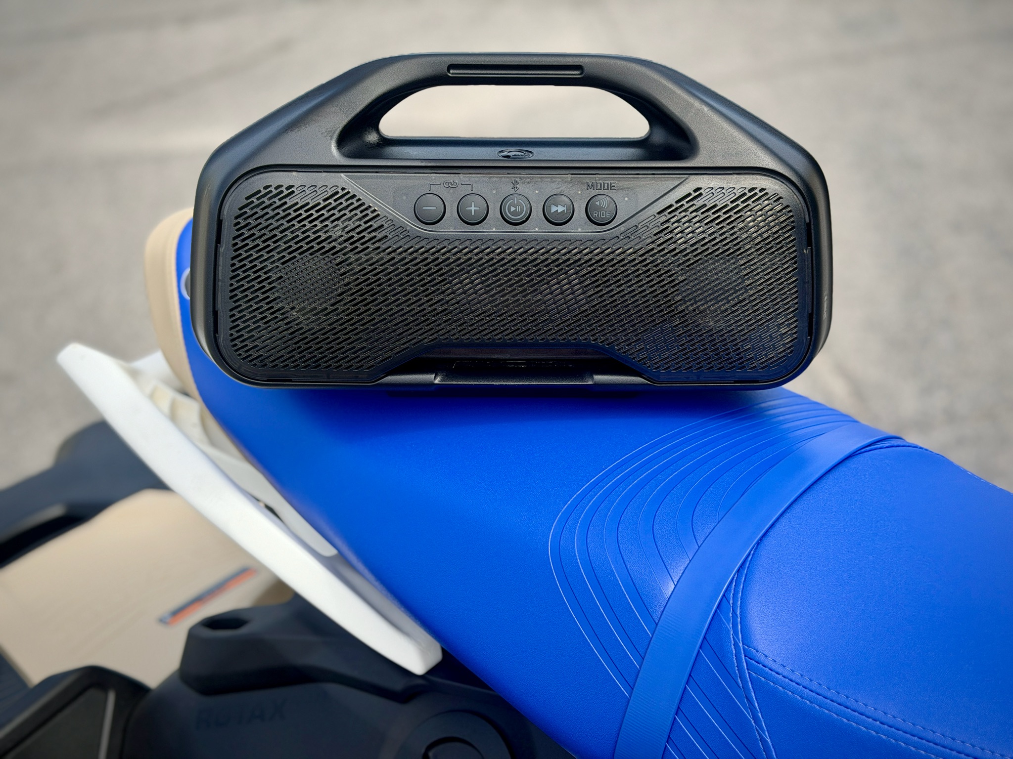 2025 Sea-Doo Spark Trixx for 3 + iBR and audio in option 5
