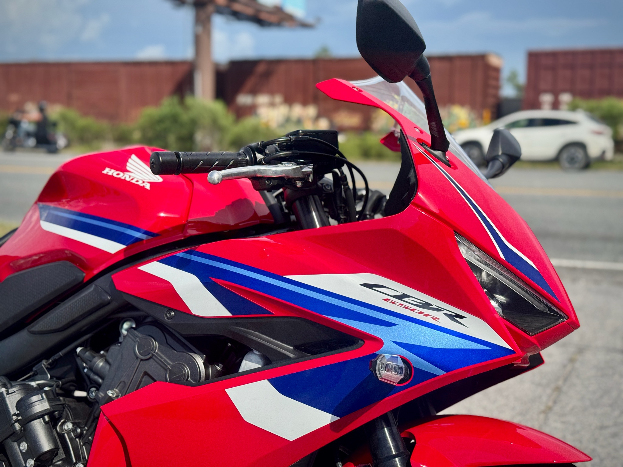 2026 Honda CBR650R E-Clutch 3