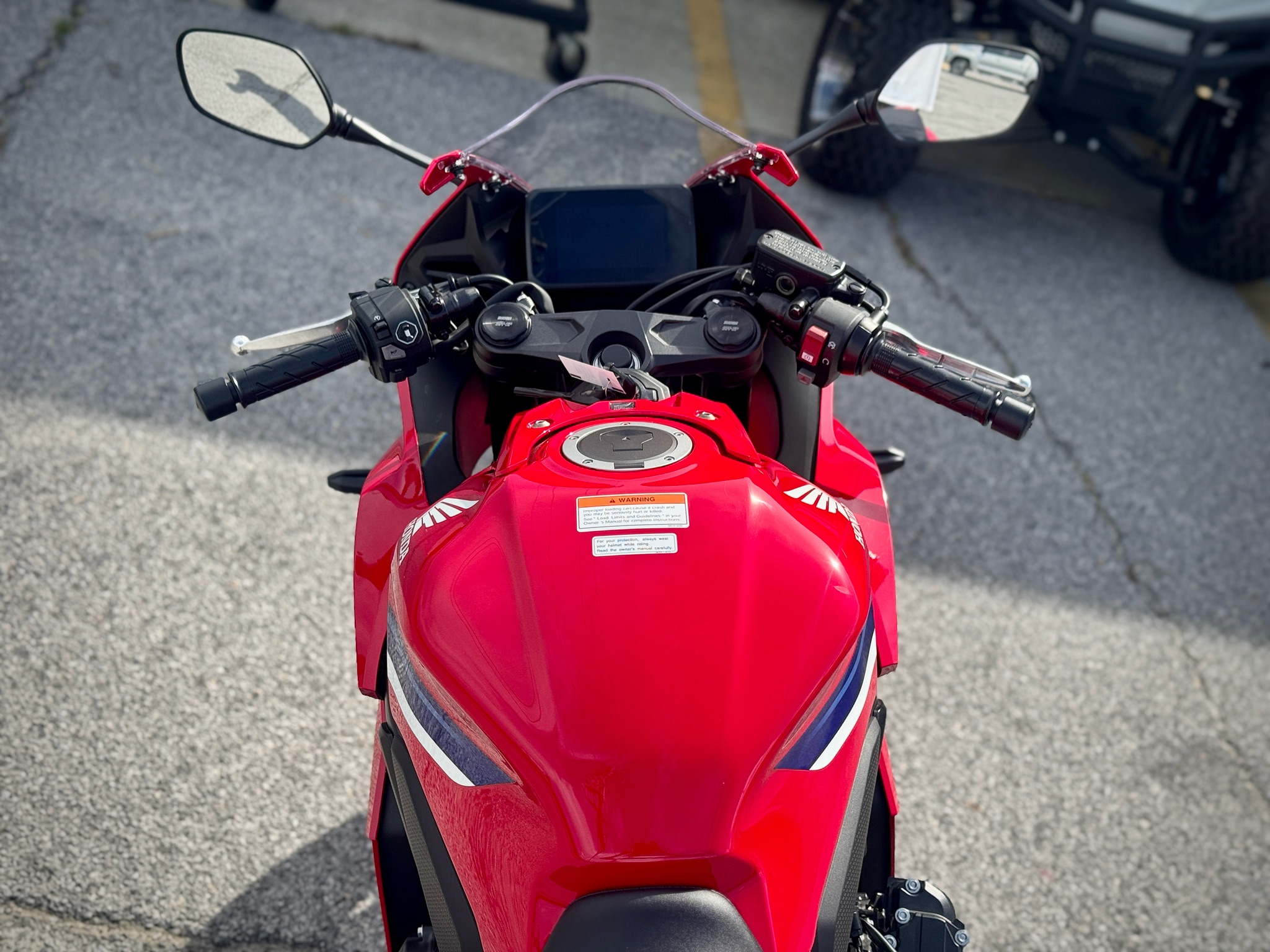 2026 Honda CBR650R E-Clutch 10
