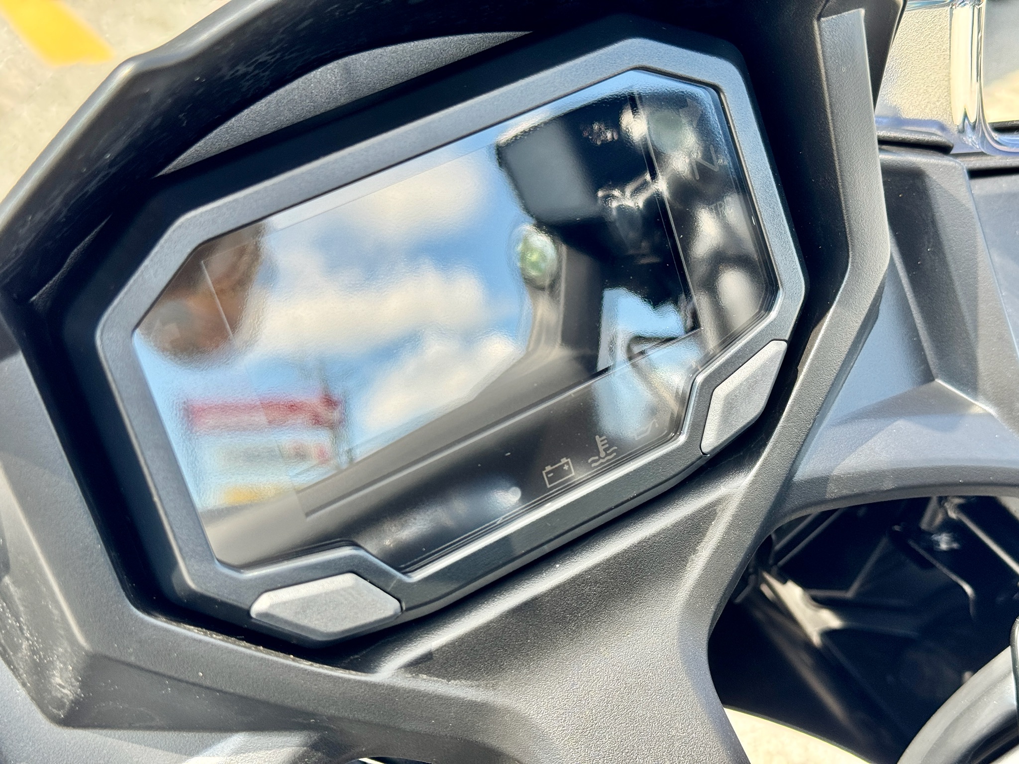 2026 Kawasaki Ninja® 650 10