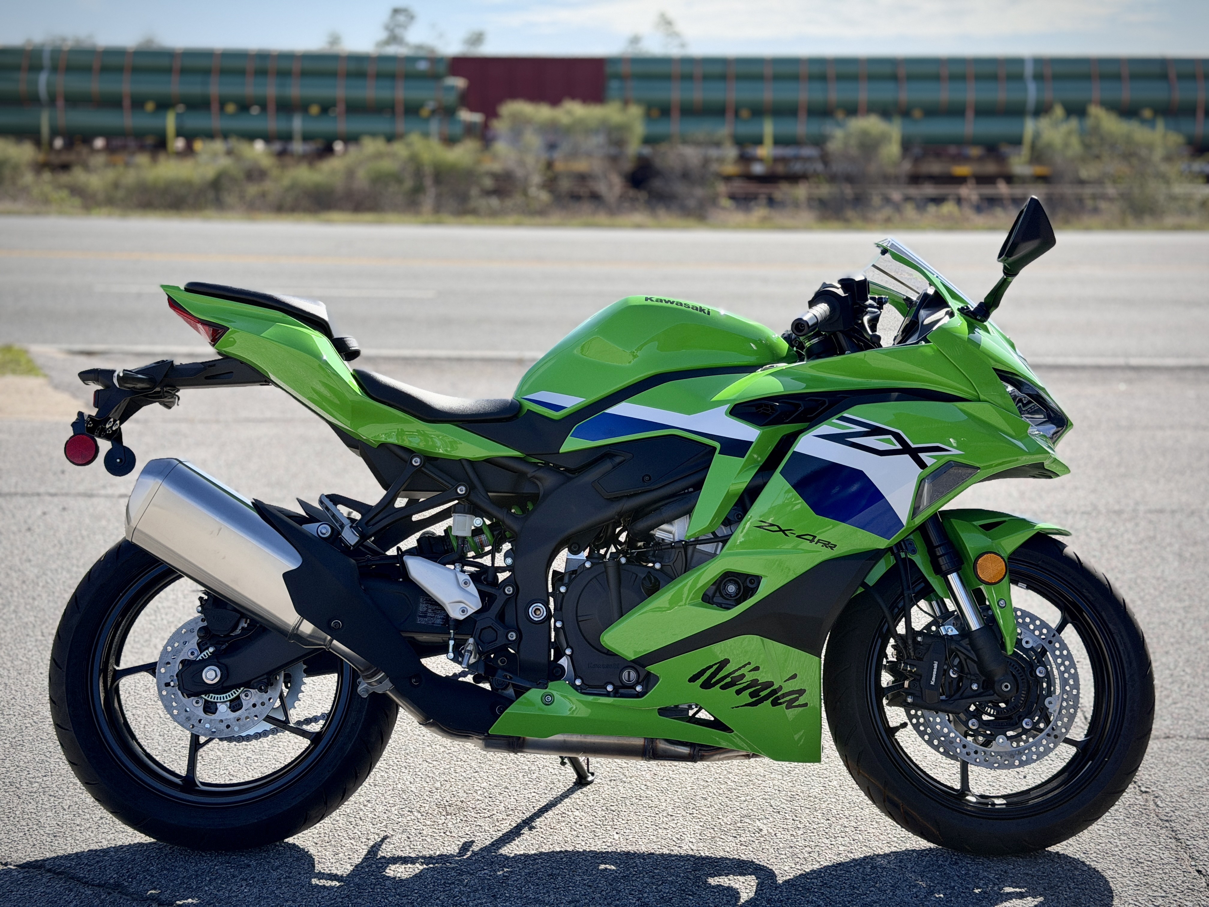 その他 RPY New 2026 Kawasaki Ninja® ZX™-4RR ABS, Panama City FL | Specs