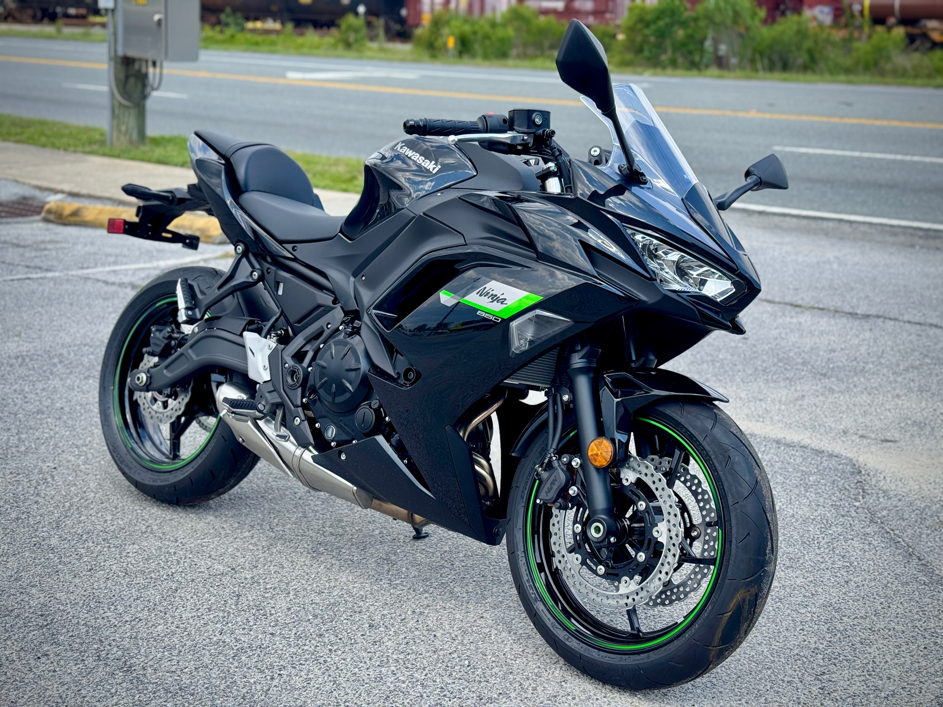 New 2025 Kawasaki Ninja 650, Panama City FL | Specs, Price