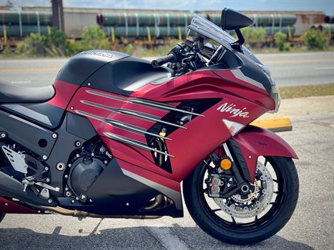 New 2025 Kawasaki Ninja ZX-14R ABS, Panama City FL | Specs
