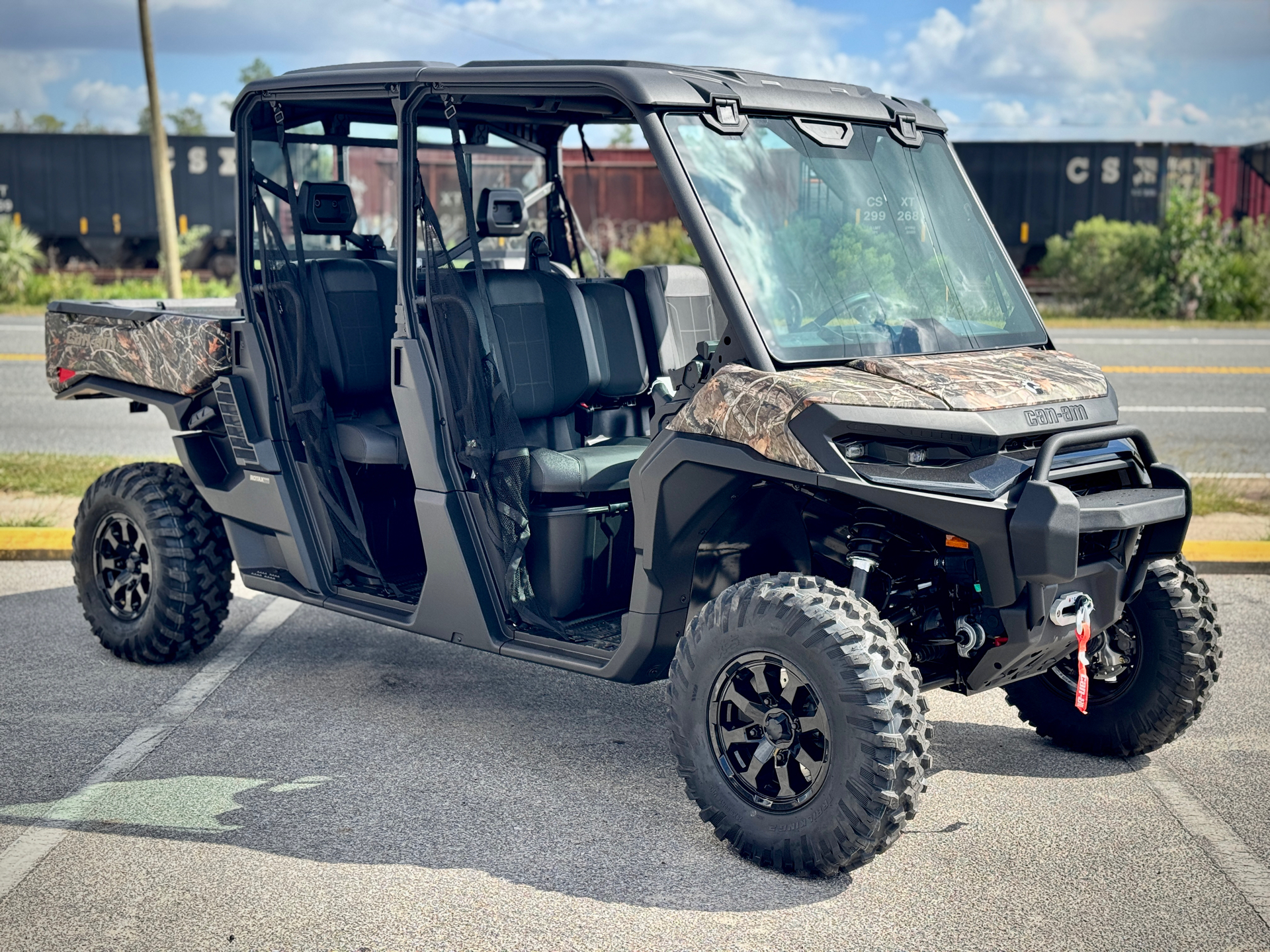 New 2026 Can-Am Defender MAX XT HD11 with 10.25 in. touchscreen
