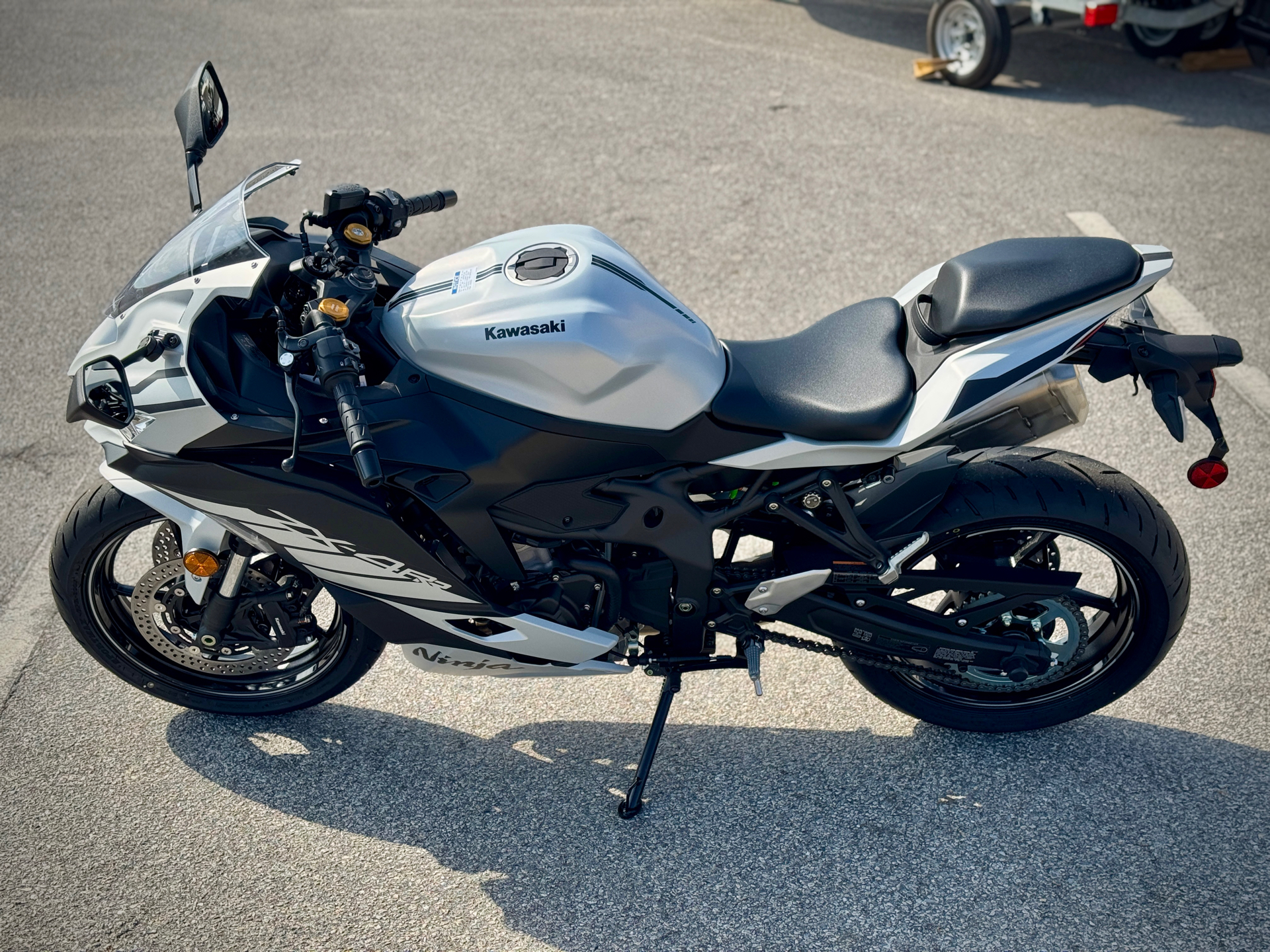 新品24-25NOVMBR LIVER153cm 新品24-25NOVMBR LIVER153cm 2024 Kawasaki NINJA ZX-6R KRT EDITION