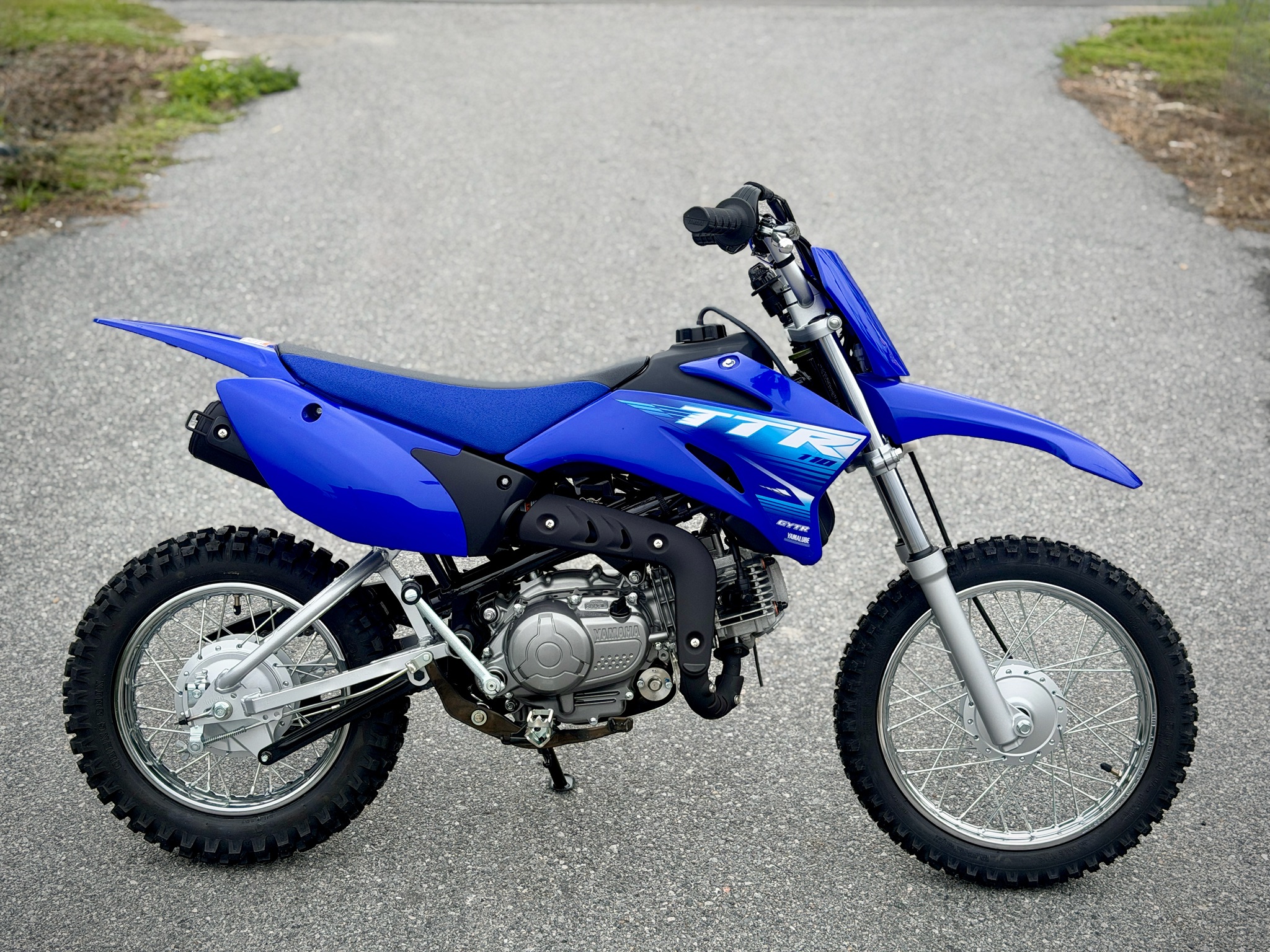 2027 TT-R110E