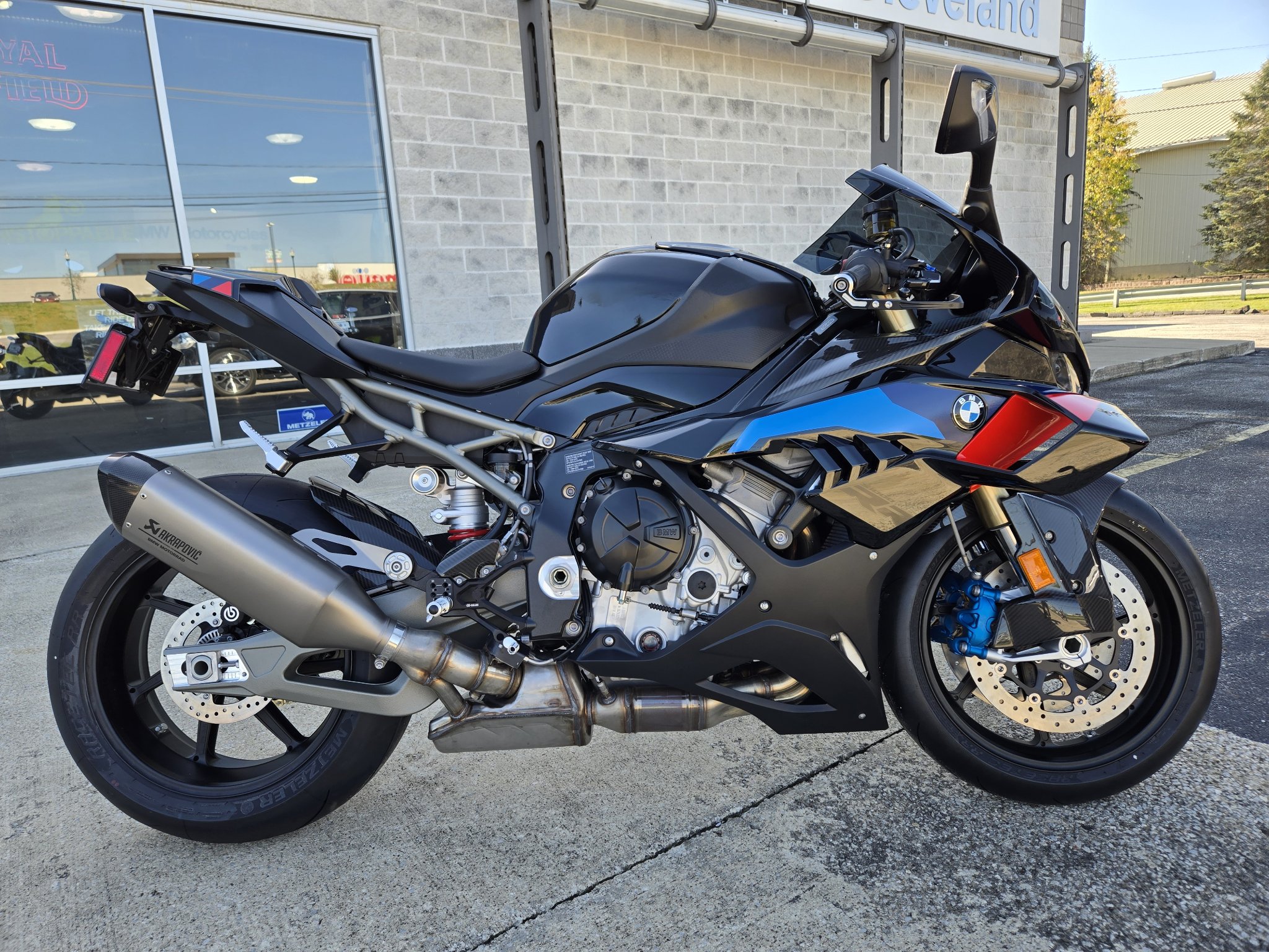 2027 BMW S 1000 RR 1