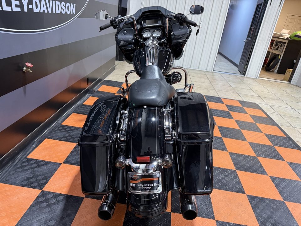 2021 Harley-Davidson Road Glide® 4