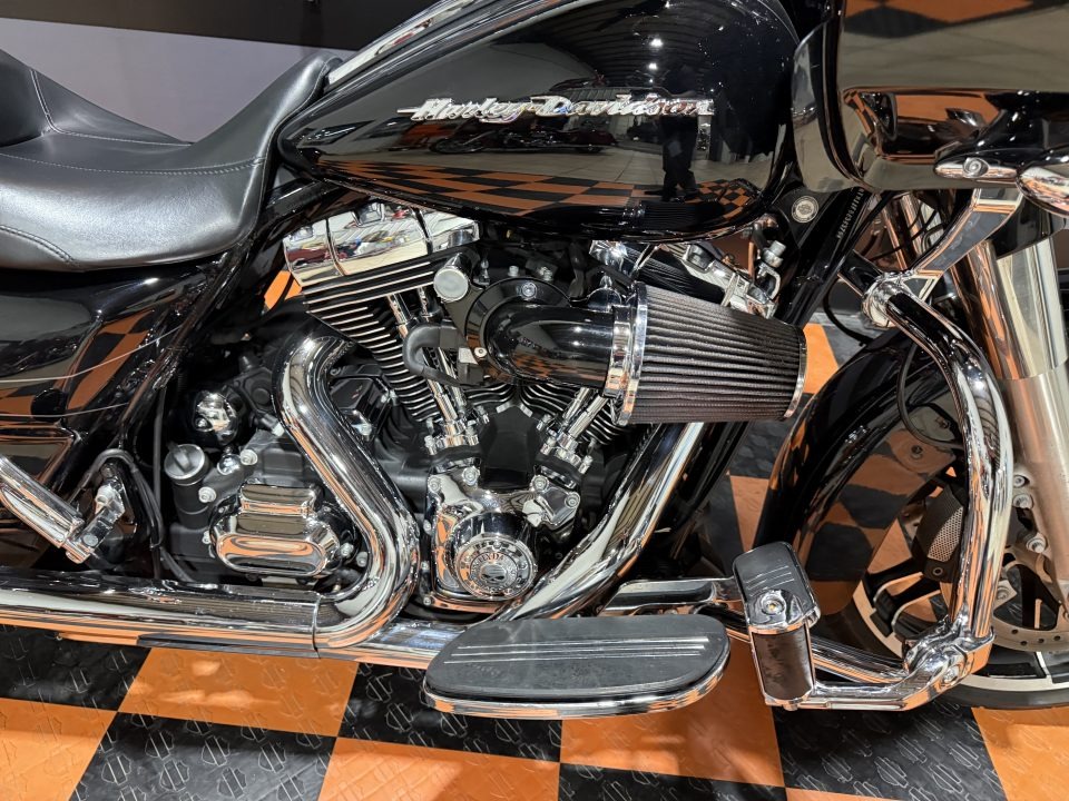 2021 Harley-Davidson Road Glide® 7