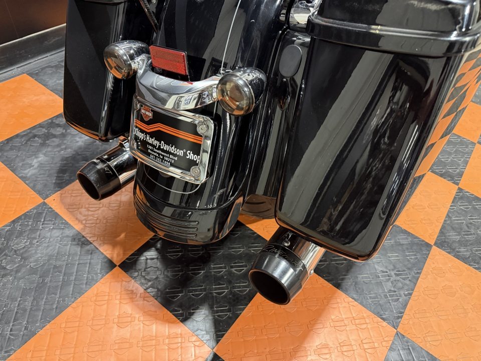 2021 Harley-Davidson Road Glide® 8