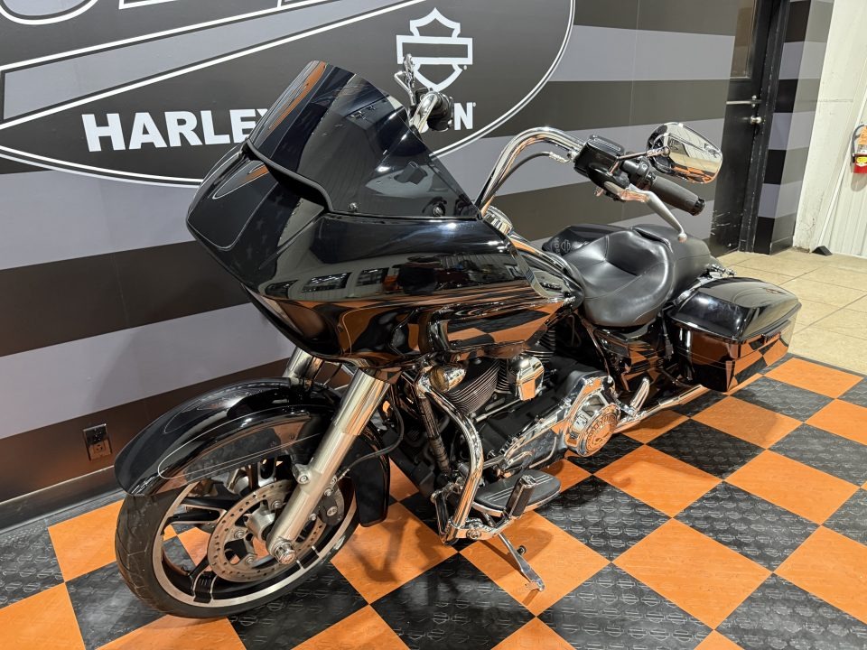 2021 Harley-Davidson Road Glide® 11