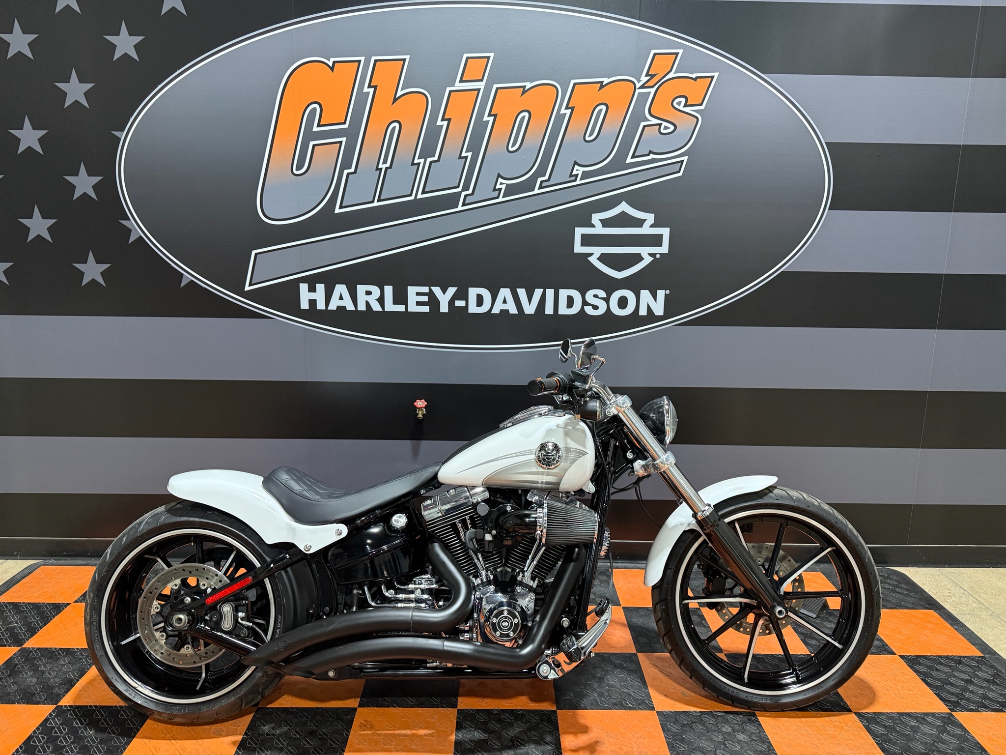2016 Harley-Davidson Breakout® 1