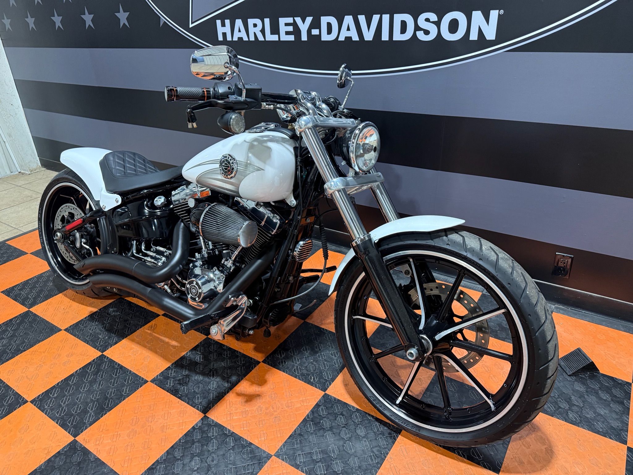 2016 Harley-Davidson Breakout® 2