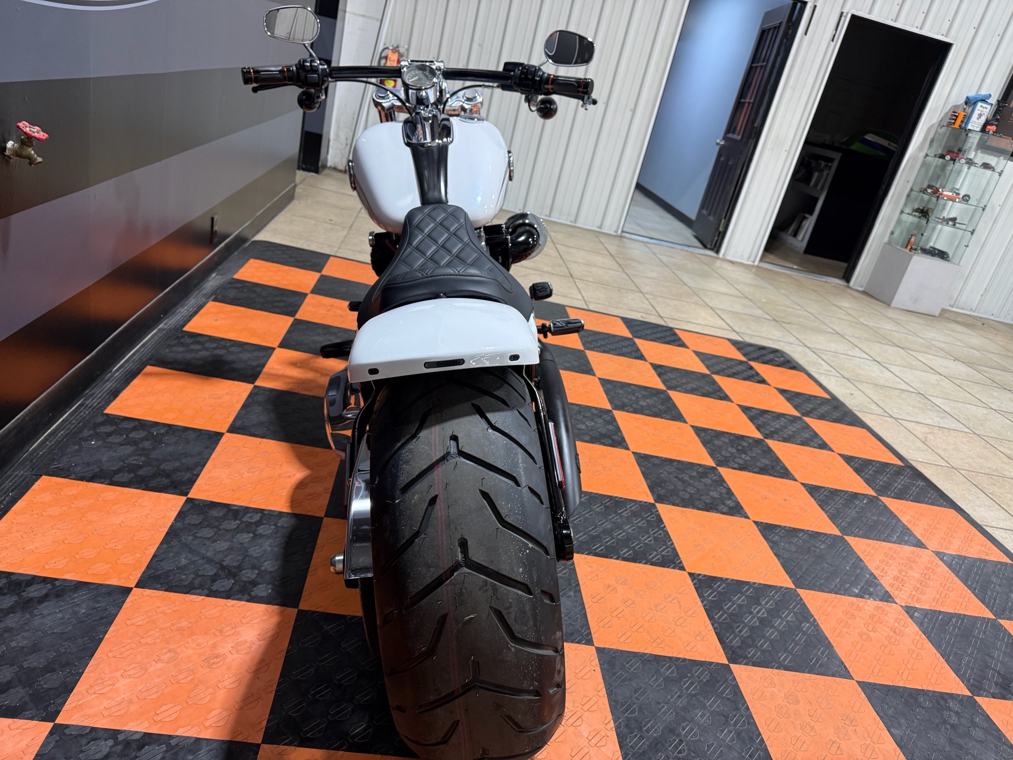 2016 Harley-Davidson Breakout® 4