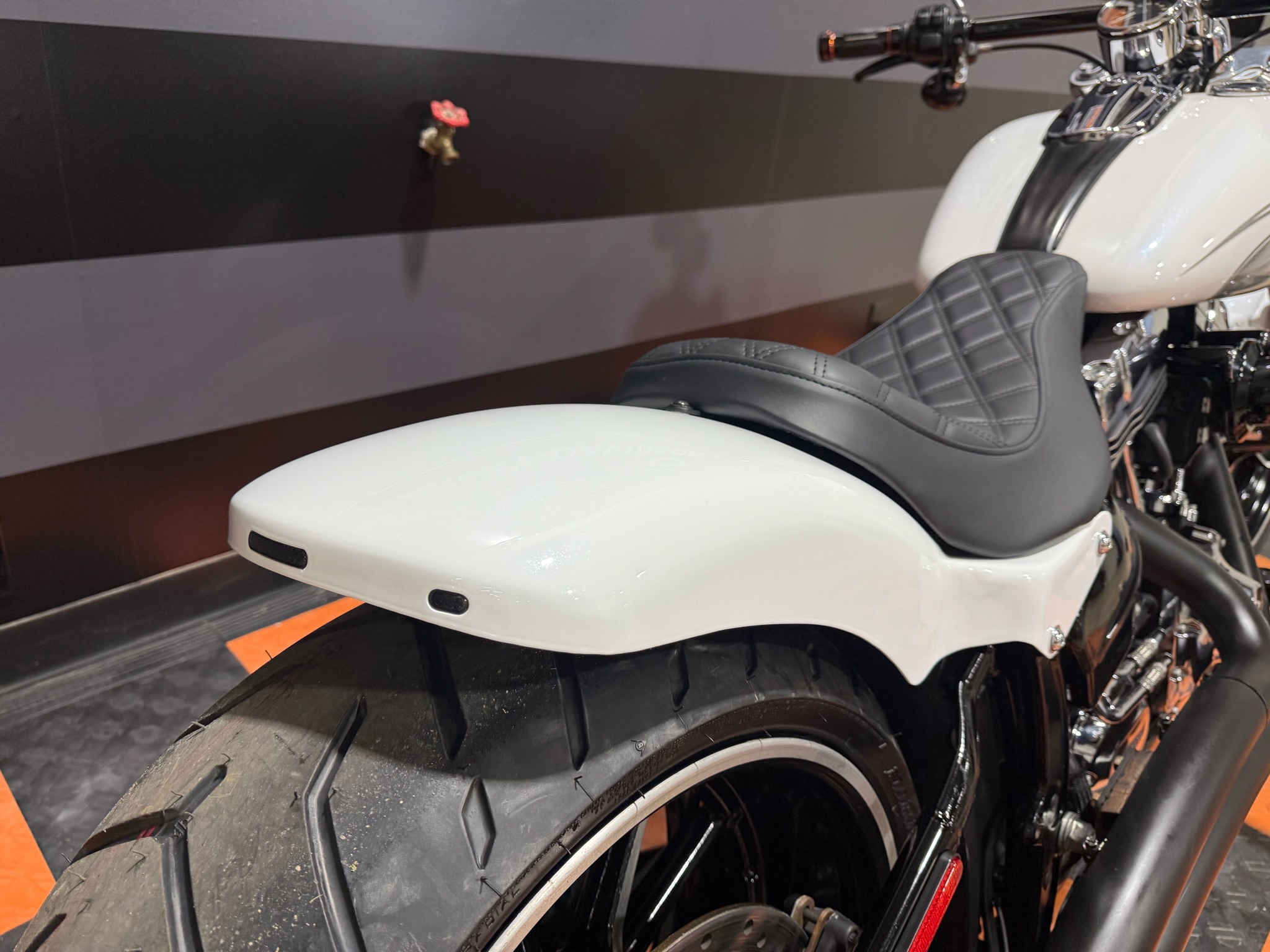 2016 Harley-Davidson Breakout® 9