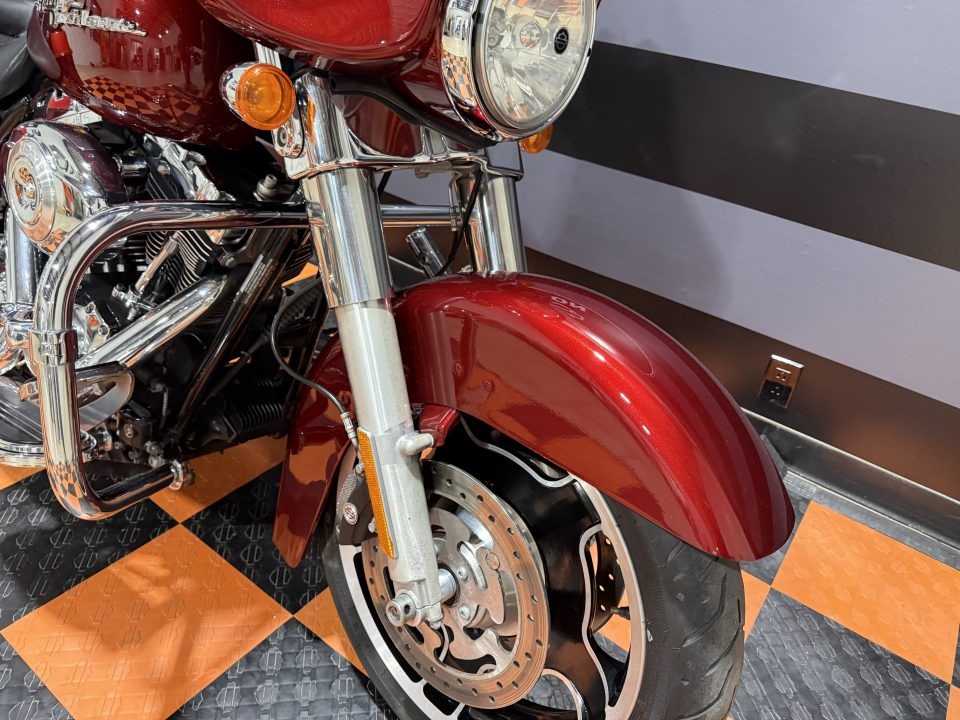 2010 Harley-Davidson Street Glide® 6