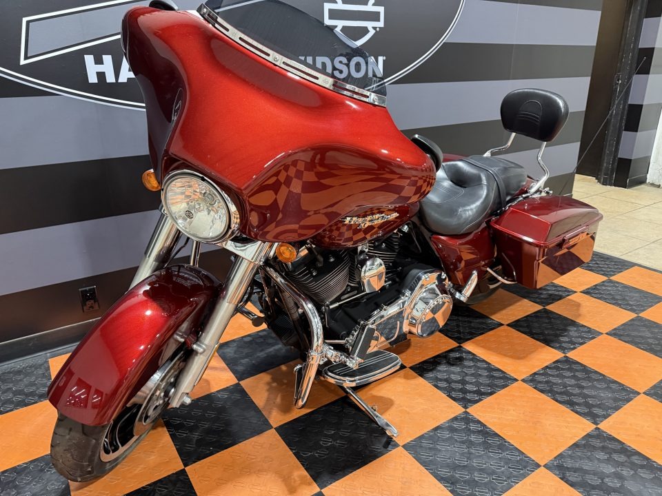 2010 Harley-Davidson Street Glide® 11