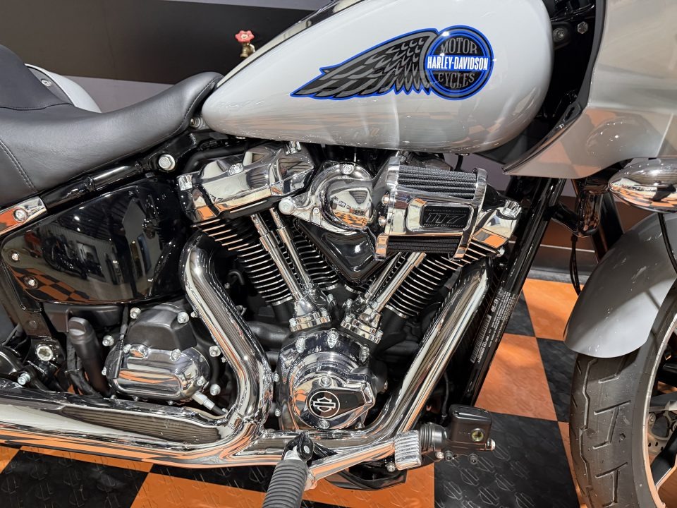 New 2025 Harley-Davidson Low Rider® ST Billiard Gray (Chrome