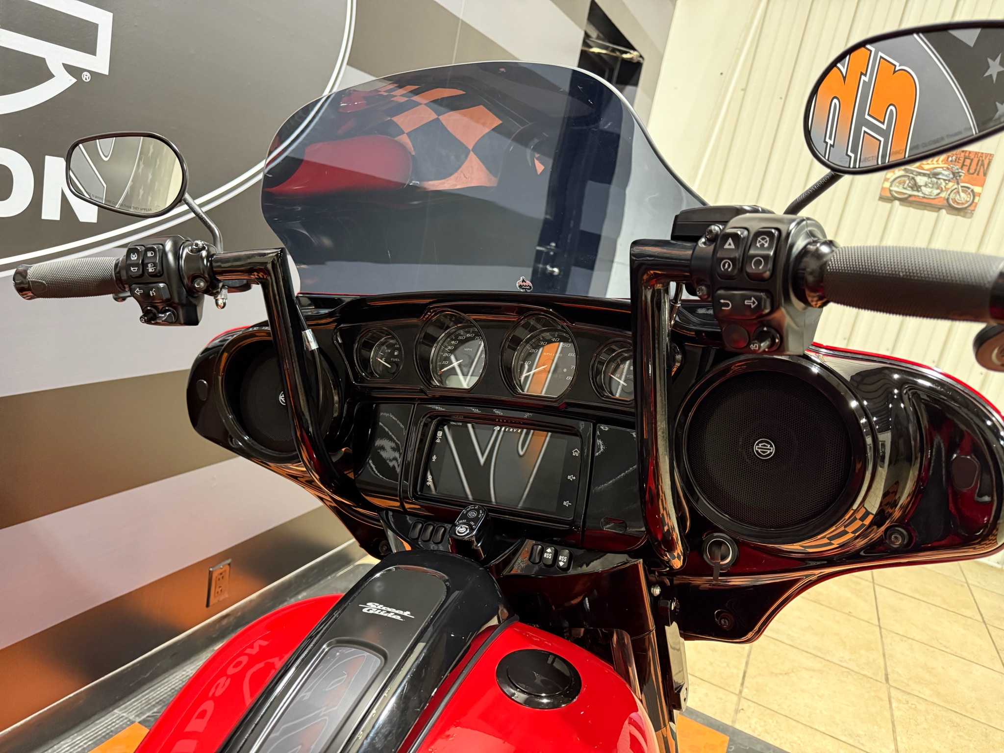 2022 Harley-Davidson Street Glide® Special 12