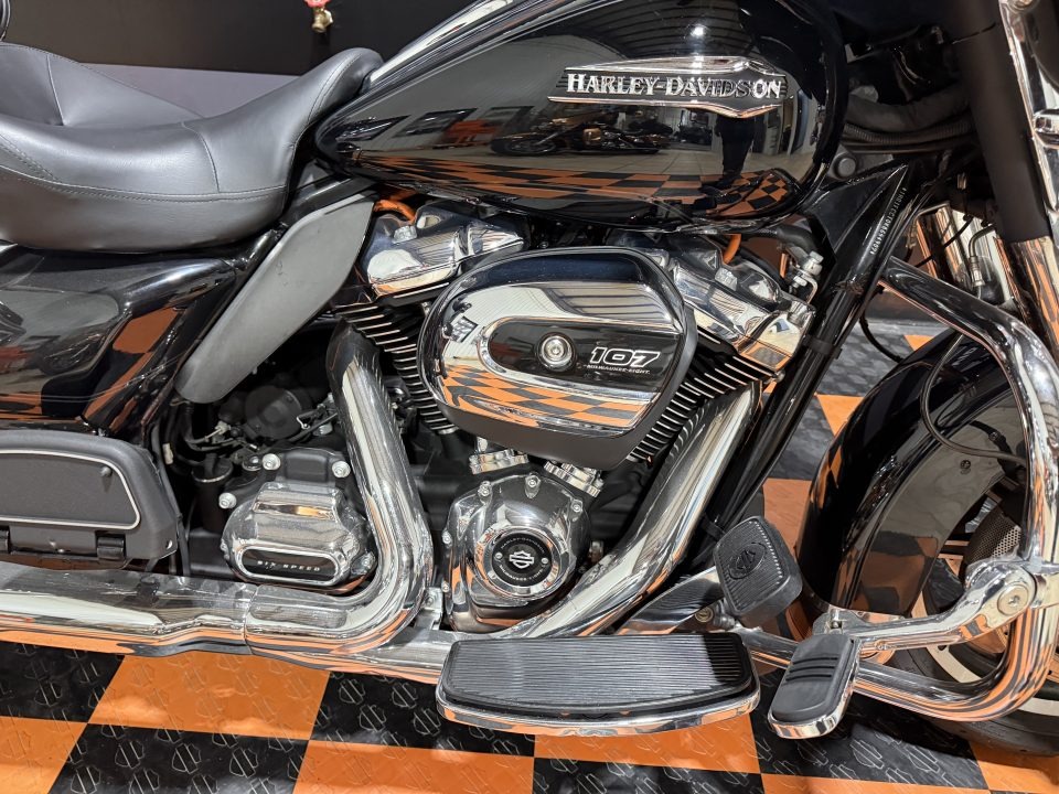 2019 Harley-Davidson Electra Glide® Ultra Classic® 7