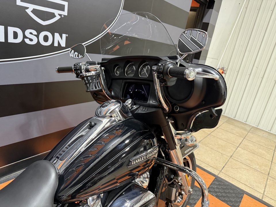 2019 Harley-Davidson Electra Glide® Ultra Classic® 8