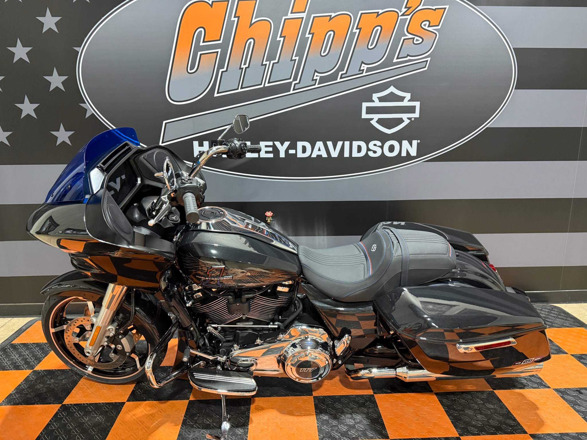 2026 Harley-Davidson Road Glide® 11