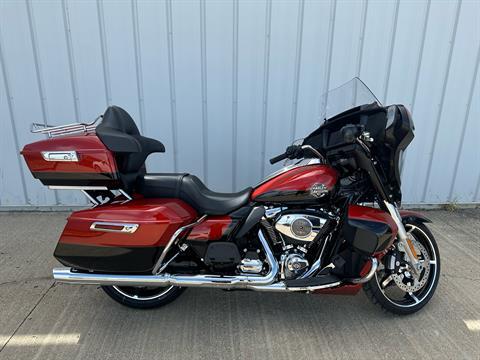 New 2025 Harley-Davidson Street Glide® Ultra Whiskey Fire