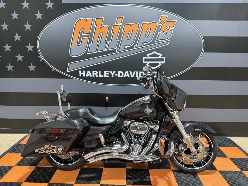 2021 Harley-Davidson Street Glide® Special 1