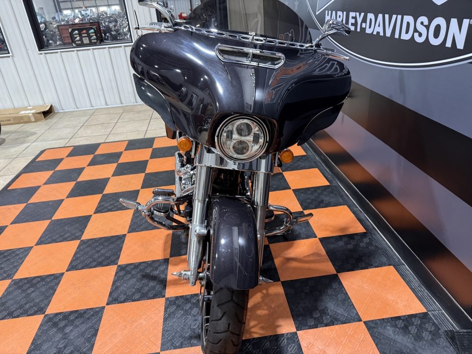 2021 Harley-Davidson Street Glide® Special 5