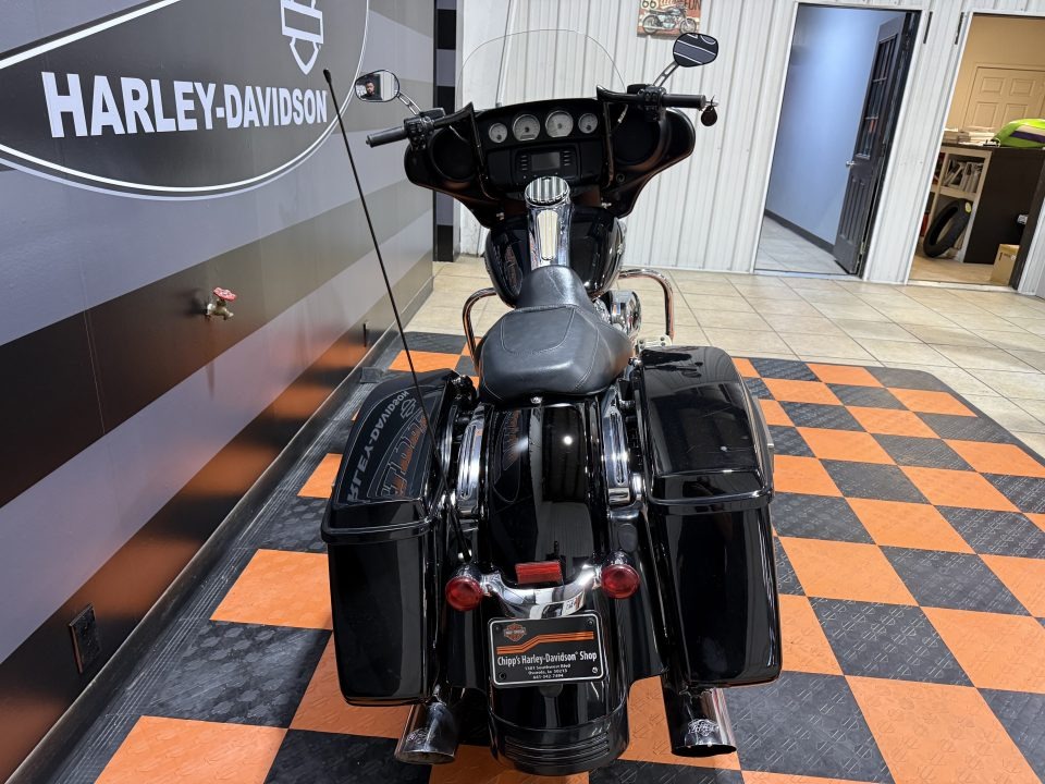 2018 Harley-Davidson Street Glide® 4
