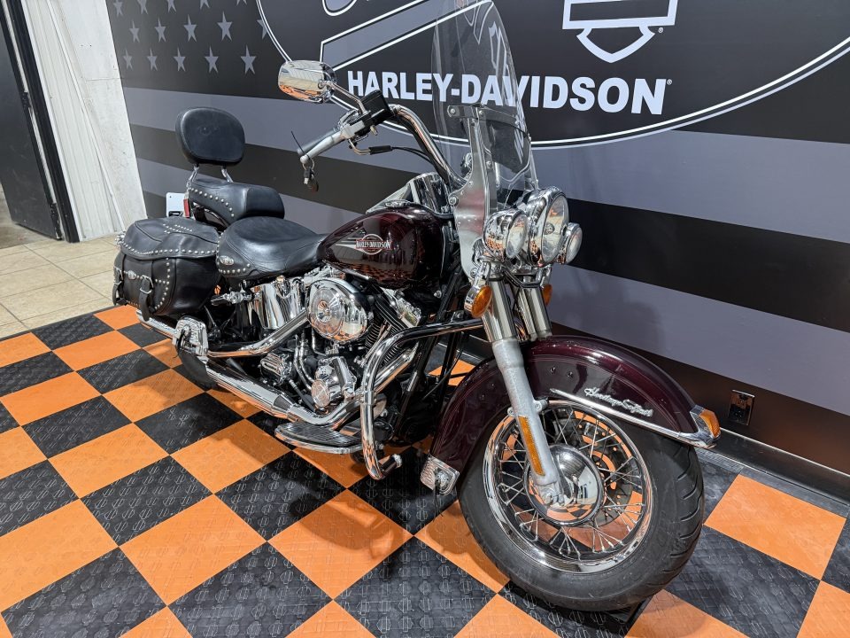 2005 Harley-Davidson FLSTC/FLSTCI Heritage Softail® Classic 2
