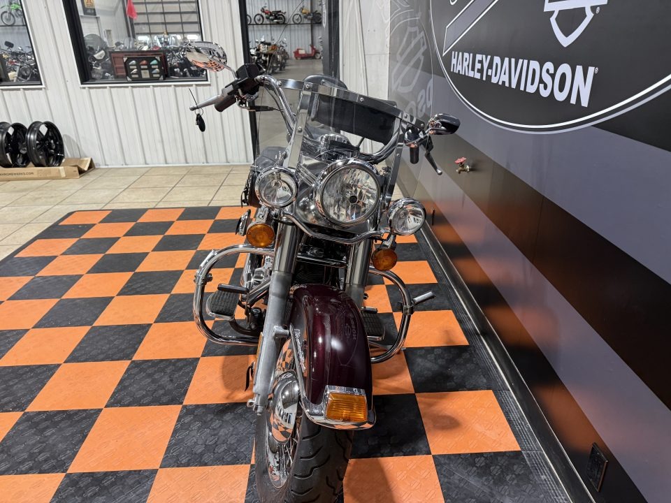 2005 Harley-Davidson FLSTC/FLSTCI Heritage Softail® Classic 5