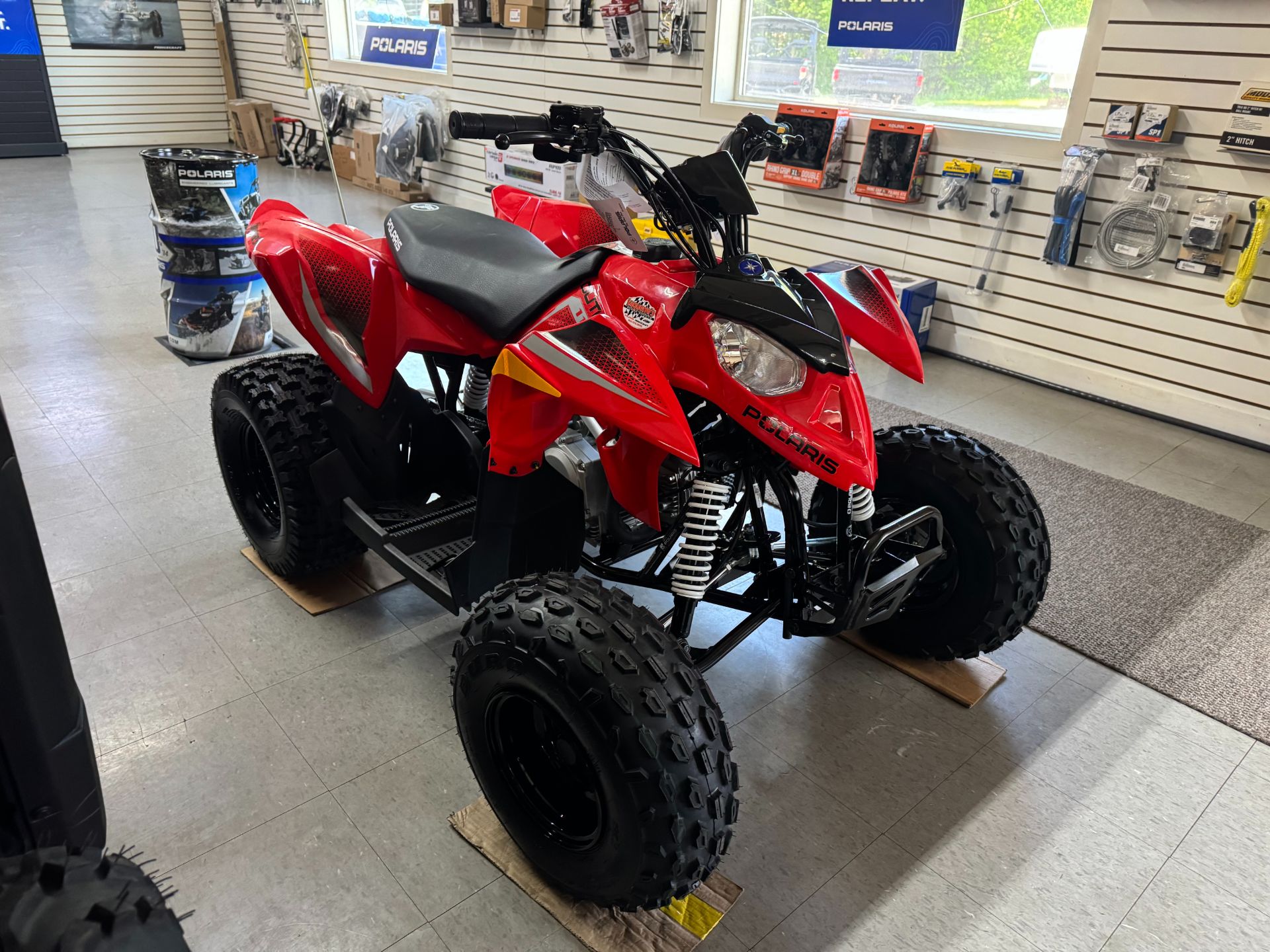 2026 Polaris Outlaw 110 EFI in East Montpelier, Vermont - Photo 2