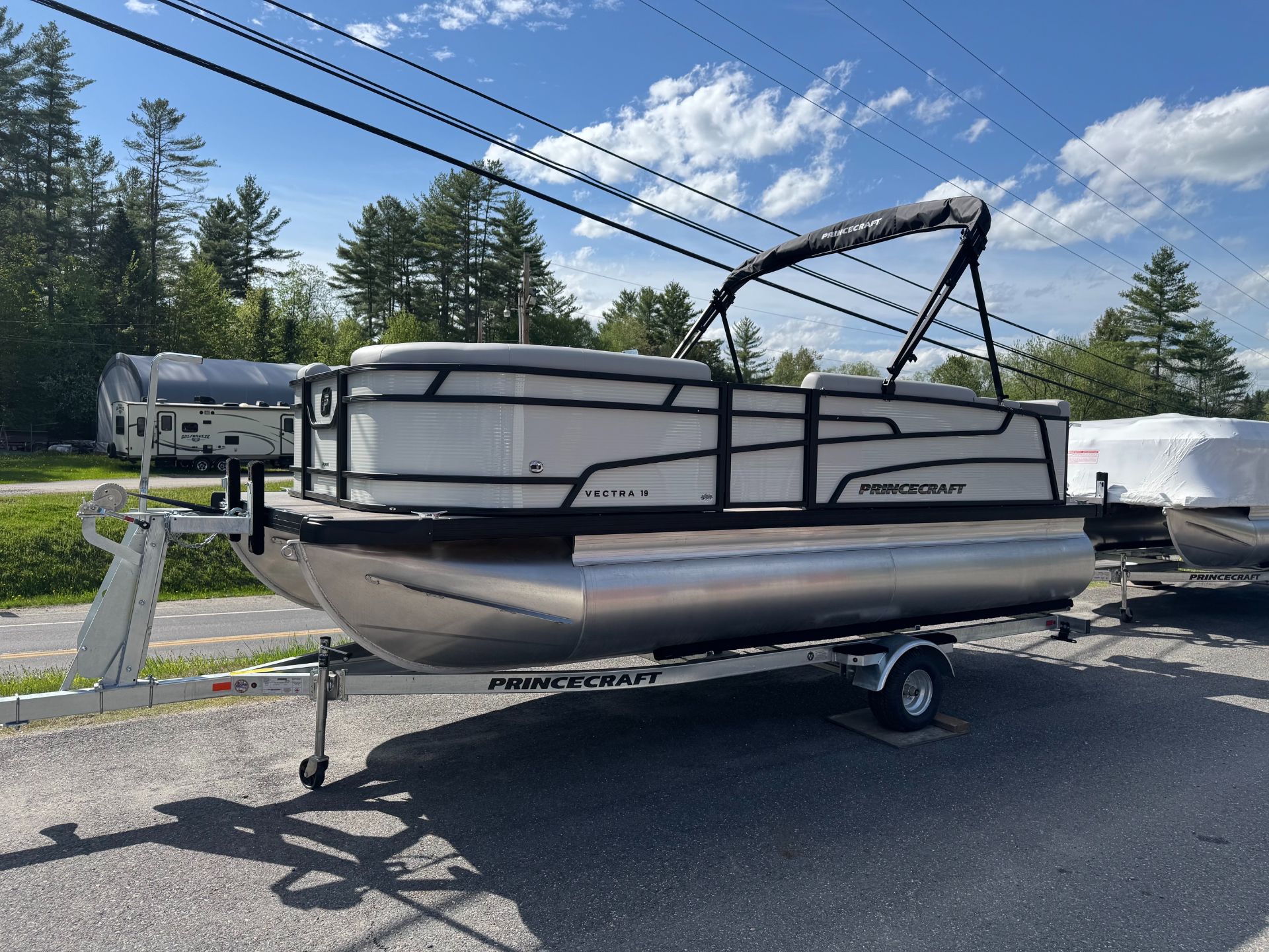 2026 Princecraft VECTRA 19L in East Montpelier, Vermont - Photo 2