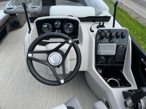 2026 Princecraft VECTRA 21RL in East Montpelier, Vermont - Photo 7