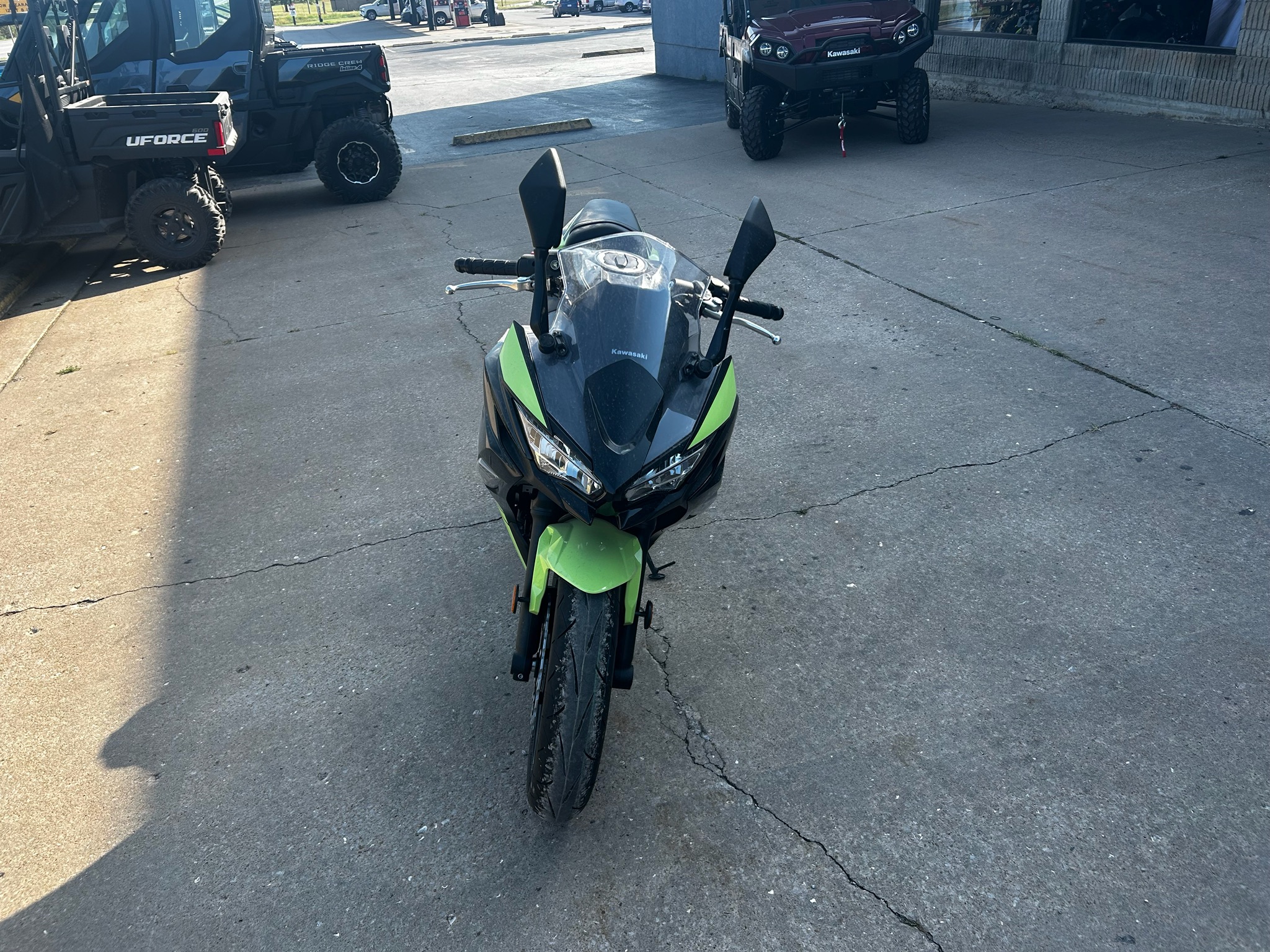 2026 Kawasaki Ninja® 650 ABS 2