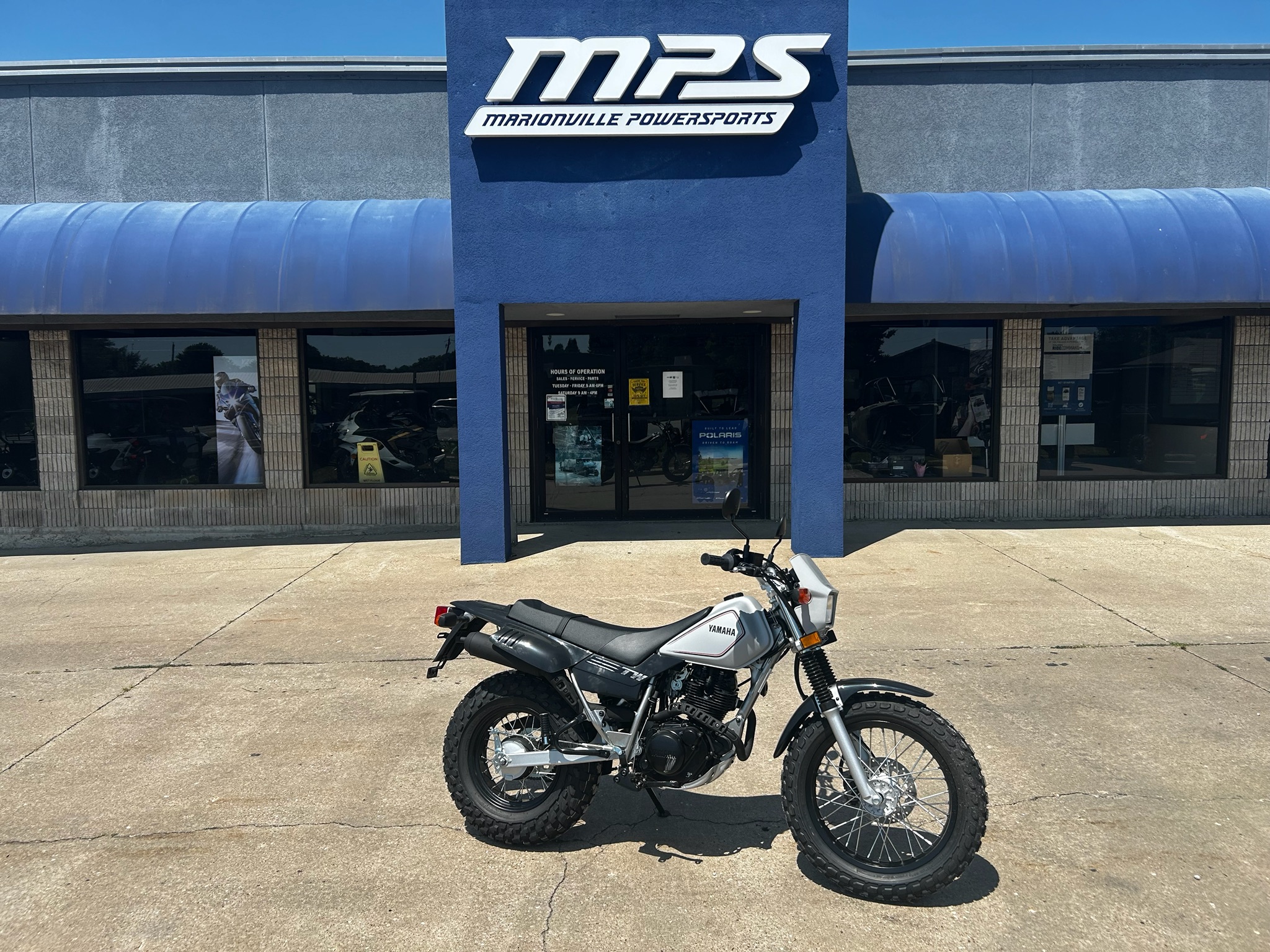 2027 TW200