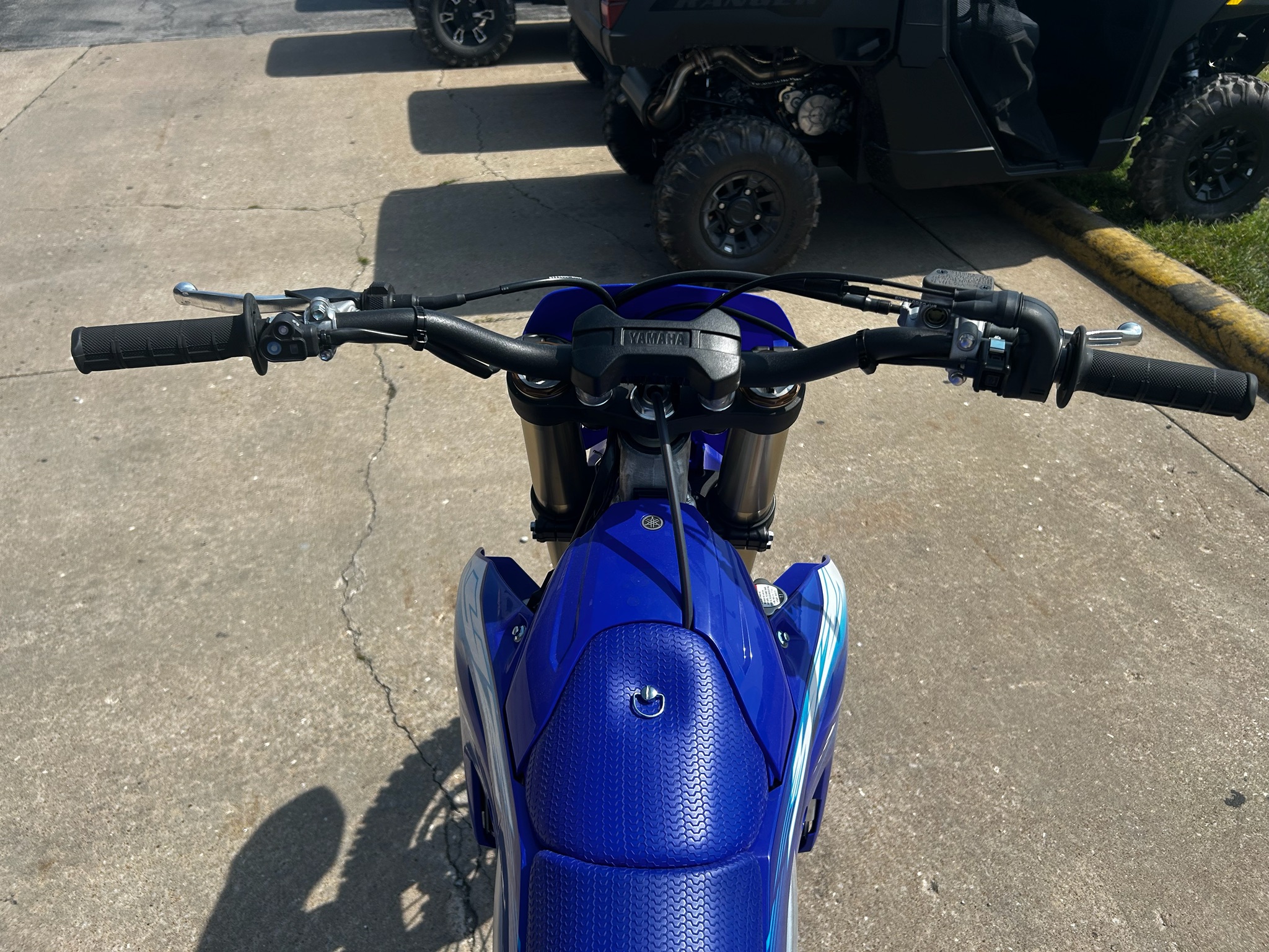 2027 Yamaha YZ250FX 11