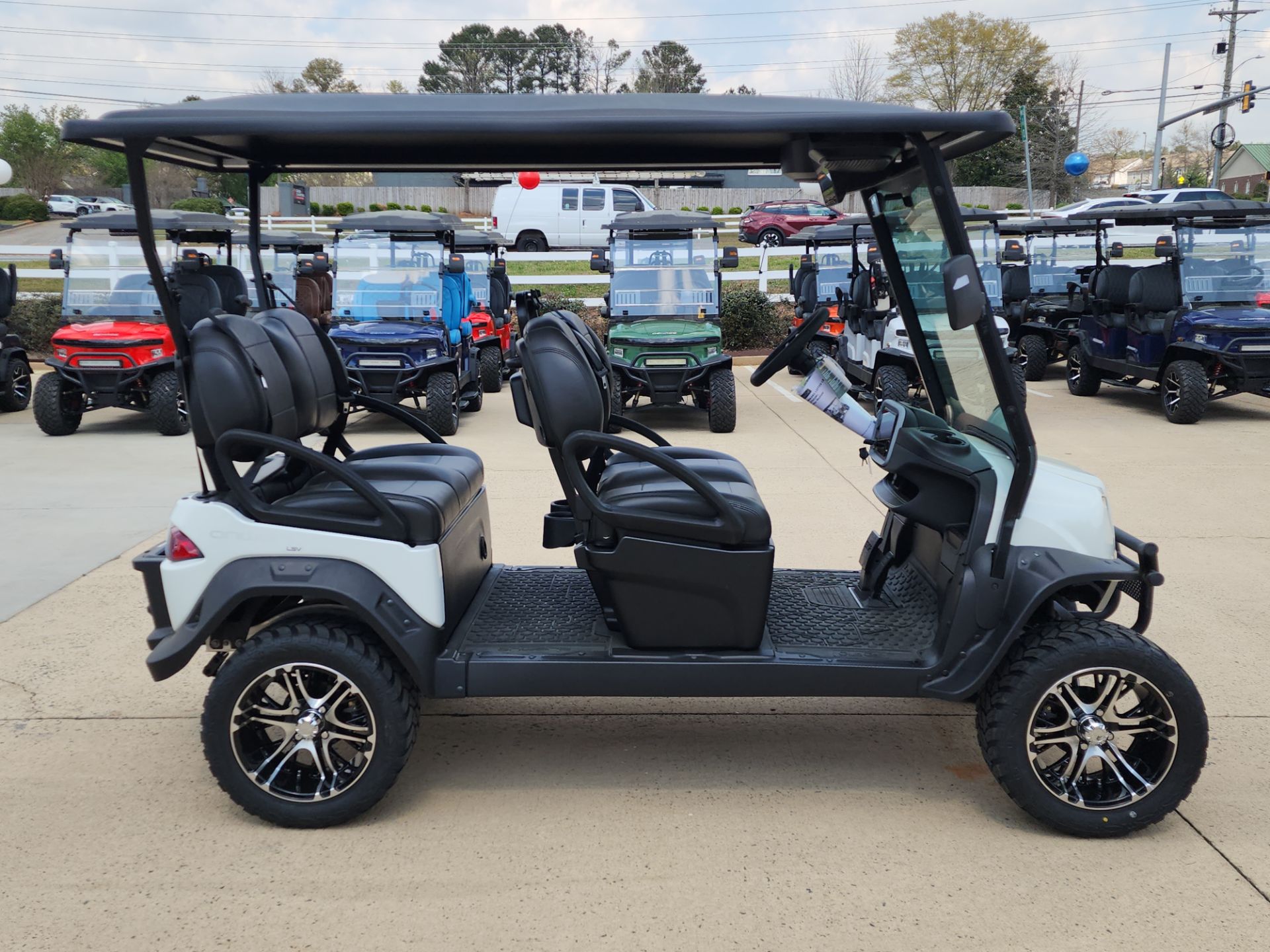 2027 Club Car ONWARD photo 3