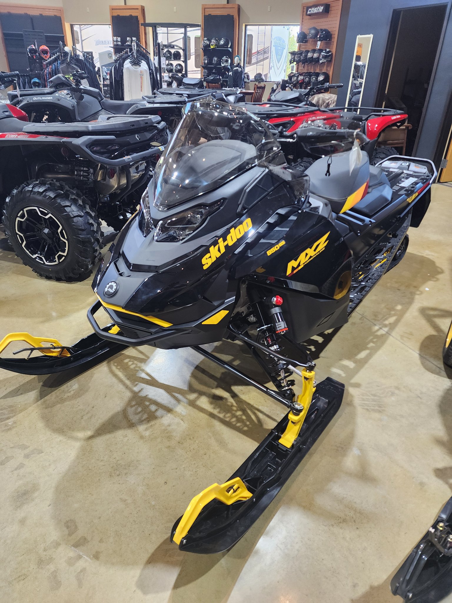 2027 Ski-Doo MXZ Adrenaline w/ Blizzard Package 137 850 E-TEC E for sale 1253585